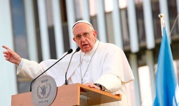 El Papa 'bendice' el año de la Enfermería: "Sois la profesión más noble"