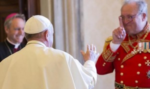El Papa fuerza la dimisión del jefe de su orden médica por unos condones
