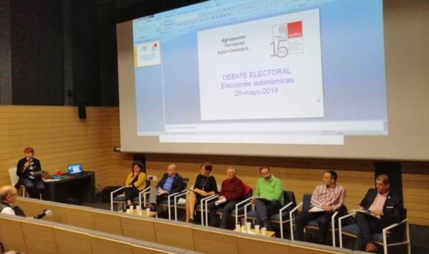 El papel de la AP, centra el debate de Sedisa sobre la sanidad asturiana 