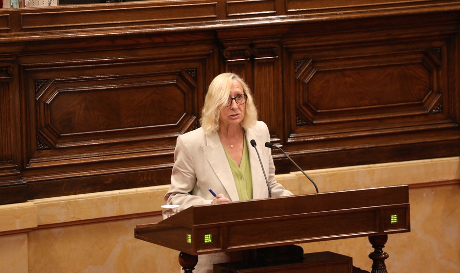 El Parlament de Cataluña impulsa el asistente clínico mediante el certificado de profesionalidad