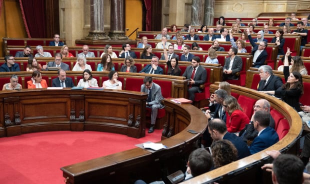 El Parlament insta a crear una estrategia de "transformación digital de la salud"