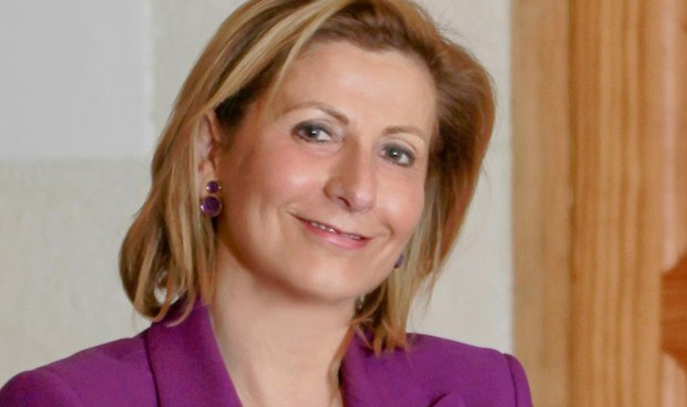 El Parlamento exige una comisión de seguimiento de los estudios de Medicina