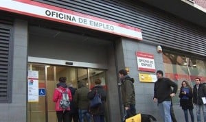 Acaba la residencia de los R5 y el paro médico se dispara un 40% en mayo