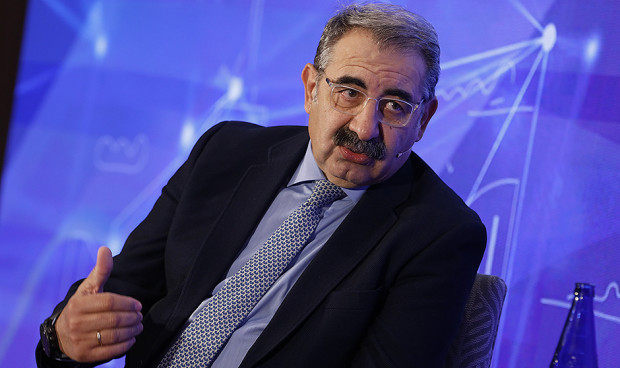 Jesús Fernández Sanz, consejero de Sanidad de Castilla-La Mancha.