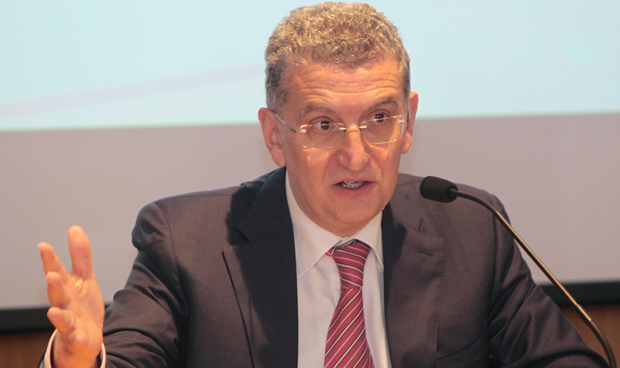 El PP a Celaya: ¿Por qué el aragonés recibe su informe médico en catalán?