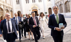 El PP contesta a García: "Falta la herramienta para volcar los cribados"