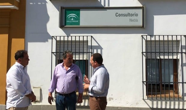 El PP critica que Niebla lleve 9 años esperando un servicio de Urgencias