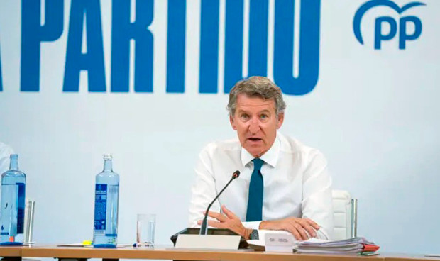  Alberto Núñez Feijóo, presidente del PP, endurece el tono con foco en la ELA y la escasez de sanitarios.