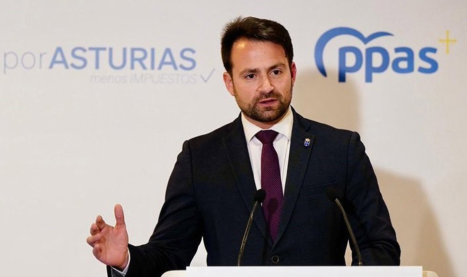 El PP enmienda su ley de farmacias en Asturias para liberar la inversión
