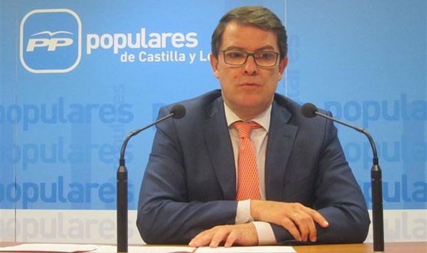 El PP promete uno de los calendarios de vacunación más avanzados de Europa