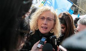 El PP resucita el pacto por la sanidad ante la manifestación de los médicos