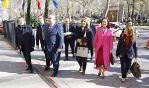 El PP se da un mes de margen para escalar la huelga médica a Pedro Sánchez