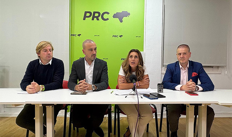  Paula Fernández, candidata electoral del PRC a las elecciones de 2027, rodeada de la Comisión Ejecutiva del partido.