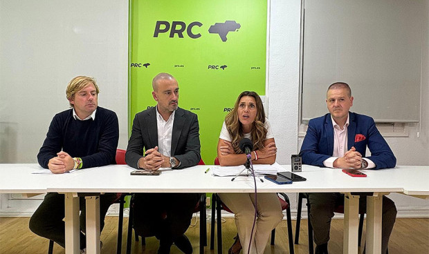  Paula Fernández, candidata electoral del PRC a las elecciones de 2027, rodeada de la Comisión Ejecutiva del partido.