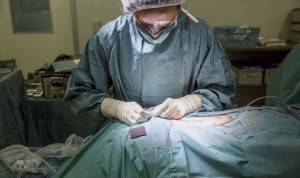 El presidente de un colegio de médicos tacha a Enfermería de "complemento"