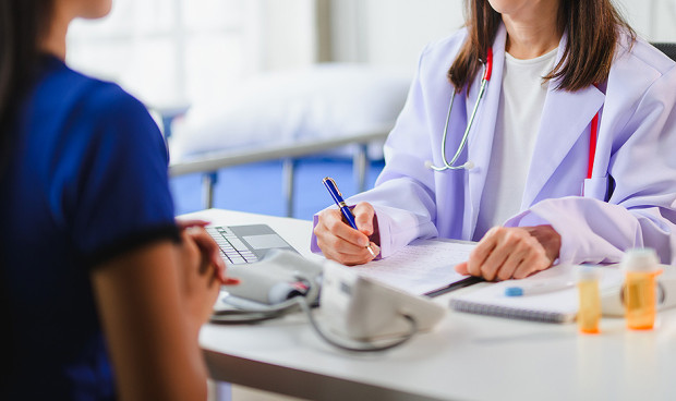 La Sociedad Española de Psicología Clínica y Simebal-CESM han criticado al Govern por contratar a psicólogos generales sanitarios