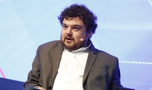 El psicólogo y socialista Julio Torrado vuelve al Parlamento de Galicia