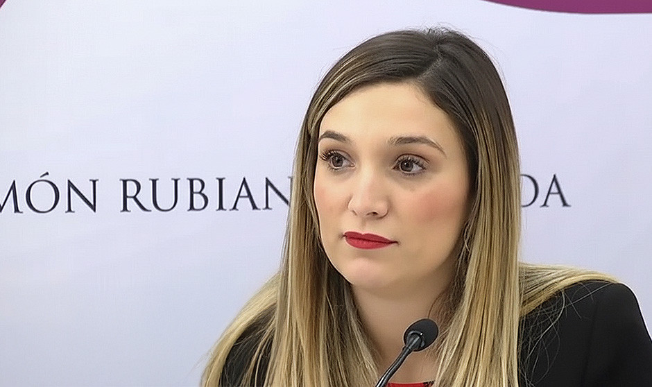 El PSOE aprieta en Andalucía para invertir la quita de la deuda en sanidad