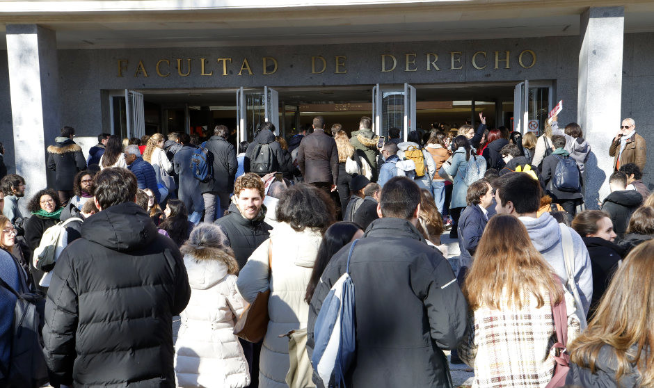  Entrada al examen MIR.