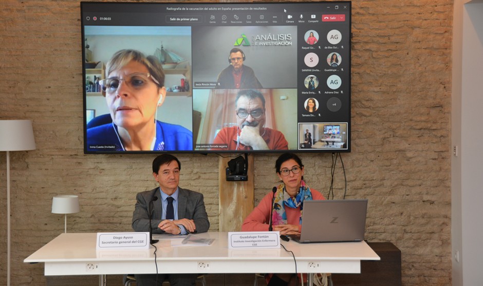  Diego Ayuso, Guadalupe Fontán, Inma Cuesta, José Antonio Forcada y Jesús Rincón.