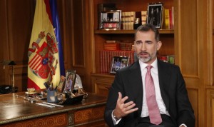 El rey destaca la labor de los sanitarios en hospitales durante 2016