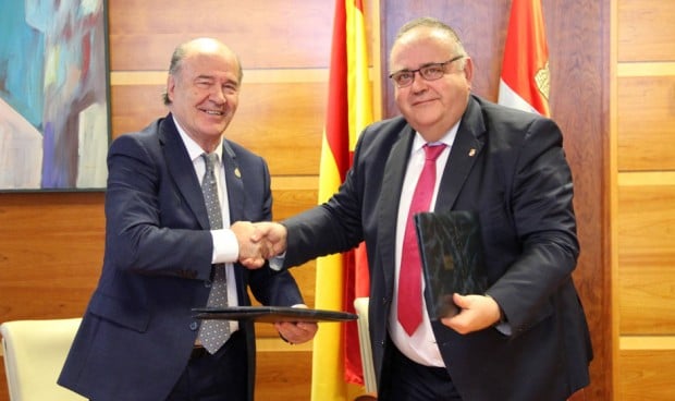Acuerdo para aumentar el sueldo de las guardias MIR entre Alejandro Vázquez y José Luis Díaz Villarig