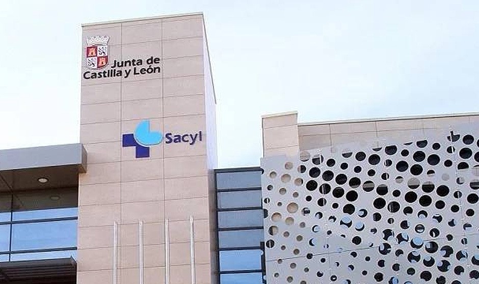 El Sacyl nombra personal estatutario fijo a 70 médicos y enfermeros