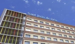 Operación extrema en el Servicio de Cirugía Maxilofacial en el Hospital Sant Joan de Déu: una niña con aguja clavada en el cerebro
