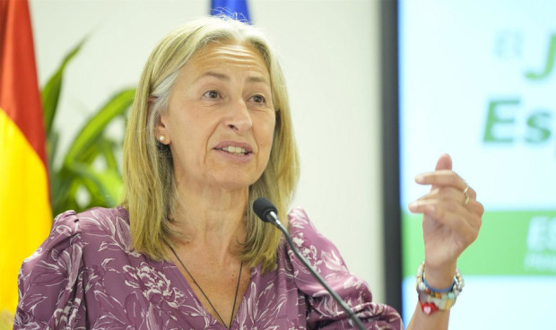 Rocío Hernández, consejera de Salud de Andalucía, impulsa las nuevas unidades de crónicos. 