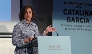 Catalina García elimina el requisito de nacionalidad para contratar médicos en 2024