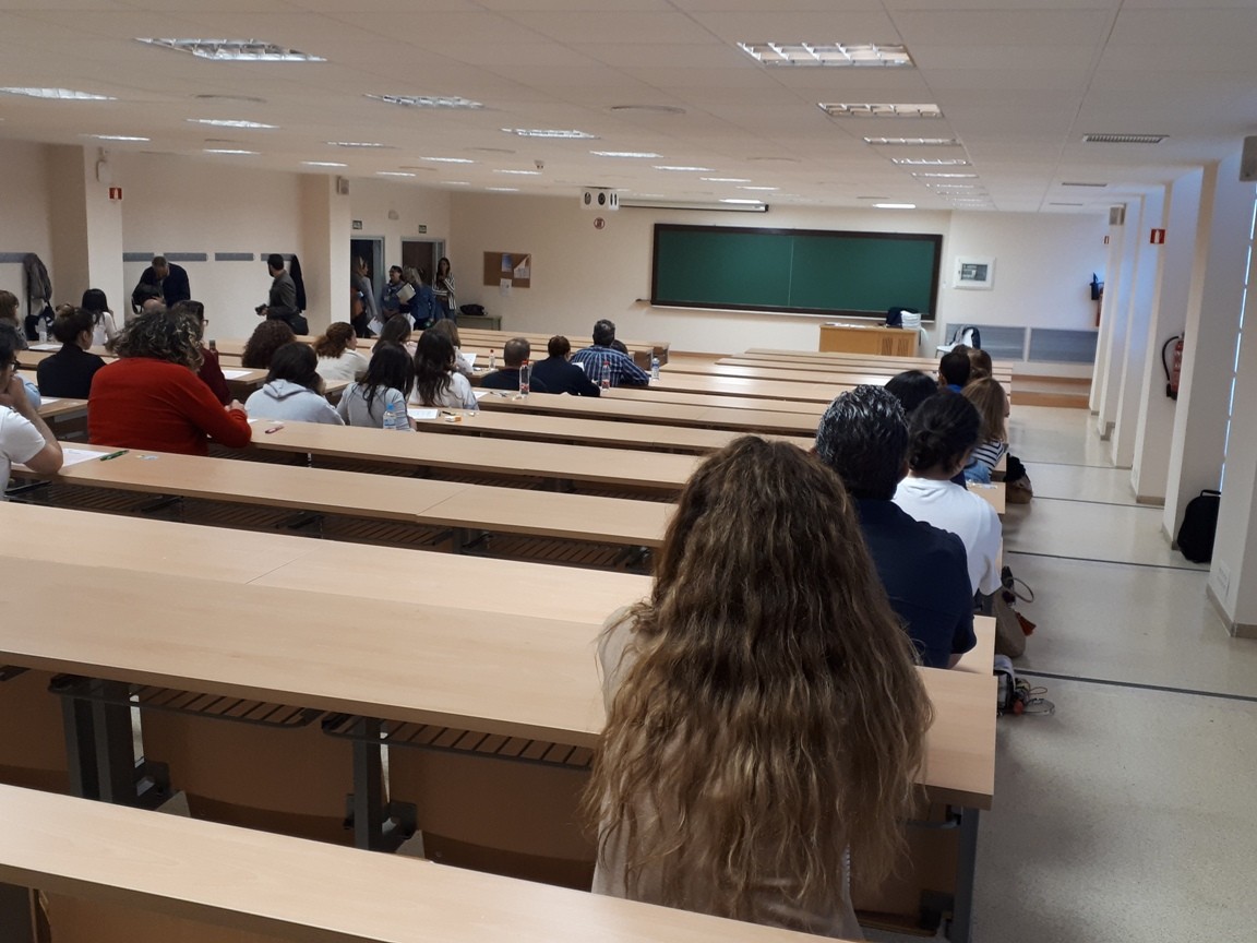 El SAS publica los listados de las 576 plazas fijas de la OPE 2013-2015