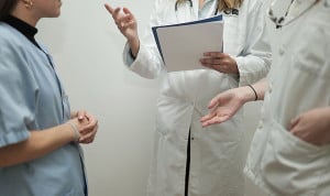 El sector sociosanitario, el que más crece en empleo femenino desde 2015
