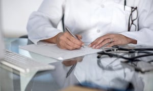 El seguro de salud crece con los jóvenes por telemedicina y menos esperas