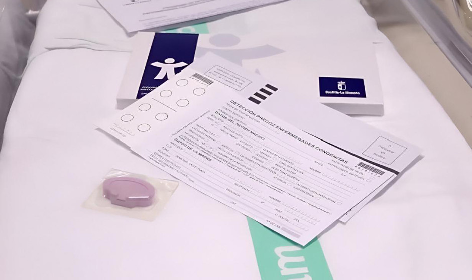 Castilla-La Mancha amplía hasta 30 las enfermedades metabólicas a detectar a través de la prueba del talón