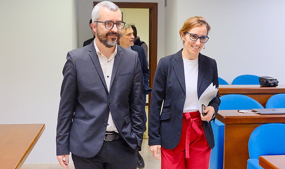 El secretario de Estado de Sanidad, Javier Padilla, y la Ministra de Sanidad, Mónica García. 