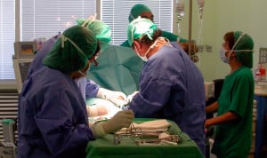 El sueldo en sanidad cae un 7% por el efecto de un pago complementario