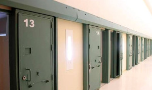 El sueldo médico cae 1.500 euros en el declive de la sanidad penitenciaria