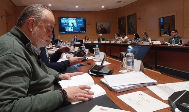 Reunión del Ámbito de Negociación, en el que se debaten mejoras salariales para los profesionales sanitarios