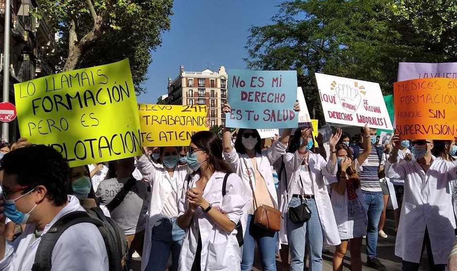 El sueldo que perciben los médicos internos residentes (MIR) de primer año en España sigue siendo uno de los principales puntos débiles del sistema de formación especializada.