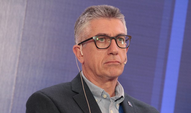 El tabaquismo activo y pasivo, factor de riesgo para desarrollar neumonía