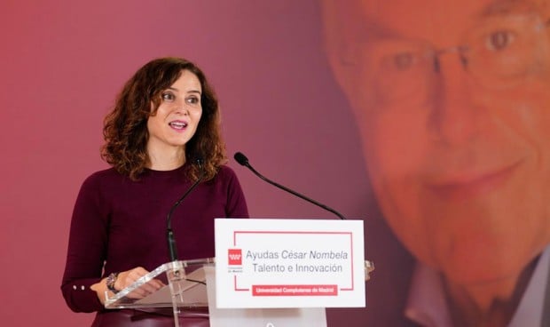 Isabel Díaz Ayuso presenta las ayudas César Nombela que reconocen el talento investigador.