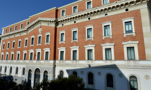El Tribunal de Cuentas urge una mesa para armonizar precios de medicamentos
