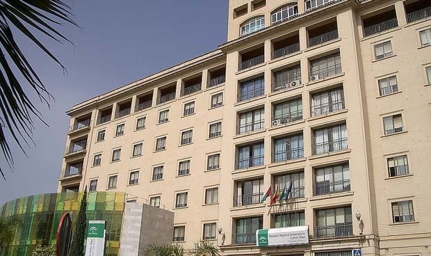 El urólogo Víctor Baena apunta a nuevo gerente del Hospital Regional