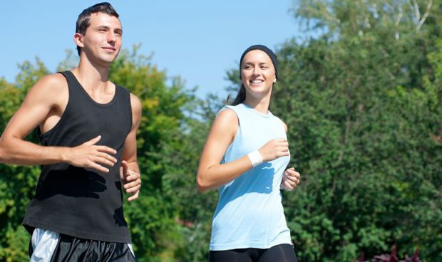 El uso habitual de ciertas prendas deportivas es perjudicial para la salud 