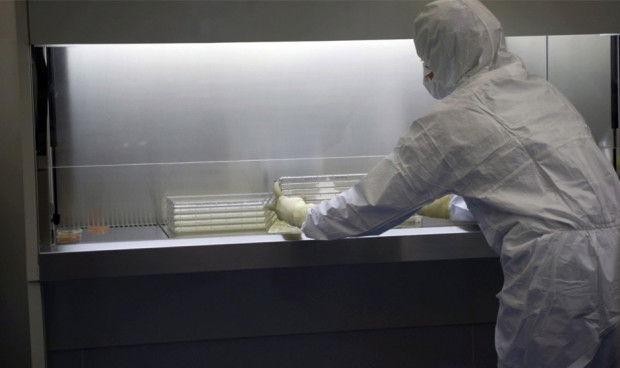 Sala blanca para la producción de terapias avanzadas. 