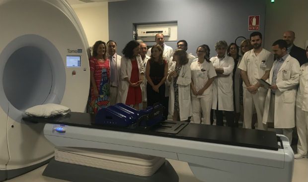 El Virgen del Rocío, primer hospital andaluz con equipo de tomoterapia