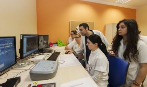 El Virgen del Rocío utiliza braquiterapia virtual en cánceres no operables