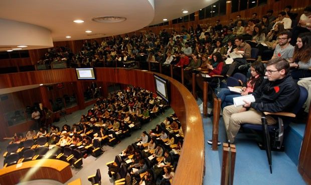 Elección MIR: cinco especialidades más cierran, tres de ellas quirúrgicas