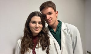 Una pareja de estudiantes de Medina cuenta en Redacción Médica cómo es estudiar la misma carrera que tu pareja