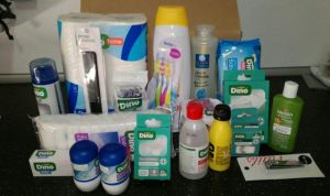 Enfermería de Tenerife dota de kits higiénicos a familias sin recursos